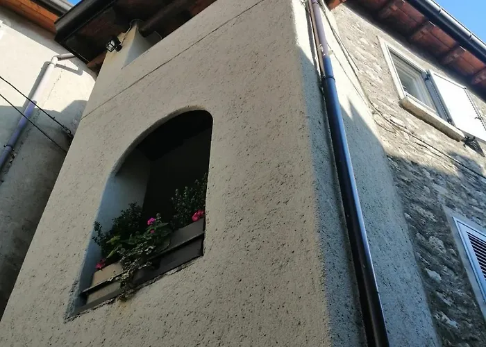 Casa Amelia Nesso